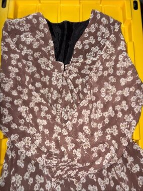 SHEIN no tag Women's Floral V-Neck Blouse in Brown and Cream